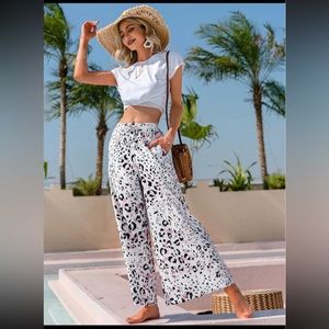 SHEIN wide leg pants small